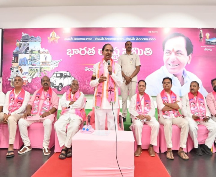 కేటీఆర్‌కు కీలక బాధ్యతలు: కేసీఆర్