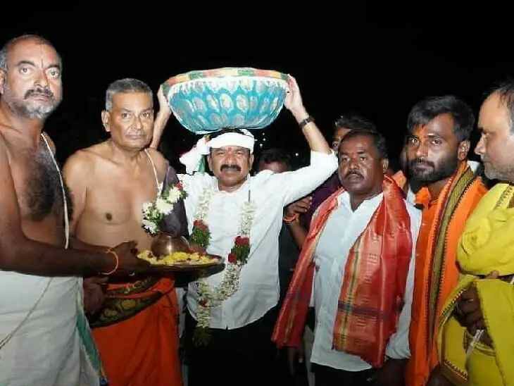 సీతారాముల కళ్యాణానికి ముత్యాల తలంబ్రాలు