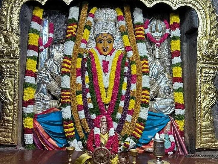 విశేష అలంకారంలో భద్రకాళి అమ్మవారి దర్శనం