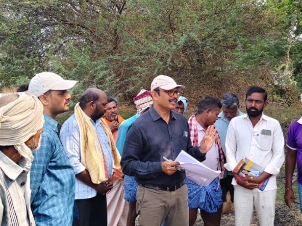 పనులను పరిశీలించిన MPDO