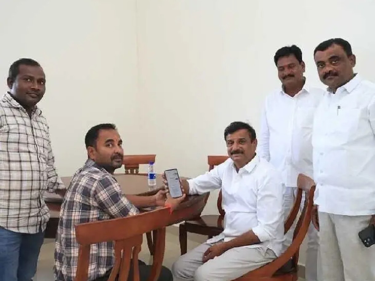 స్వీయ గణనలో పాల్గొనండి: ఎమ్మెల్యే