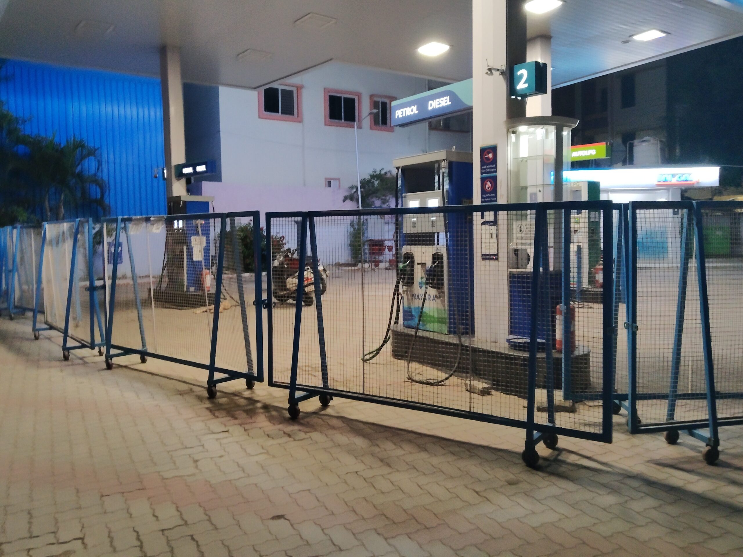 ఉప్పల్ పరిధిలో బంకులు బంద్