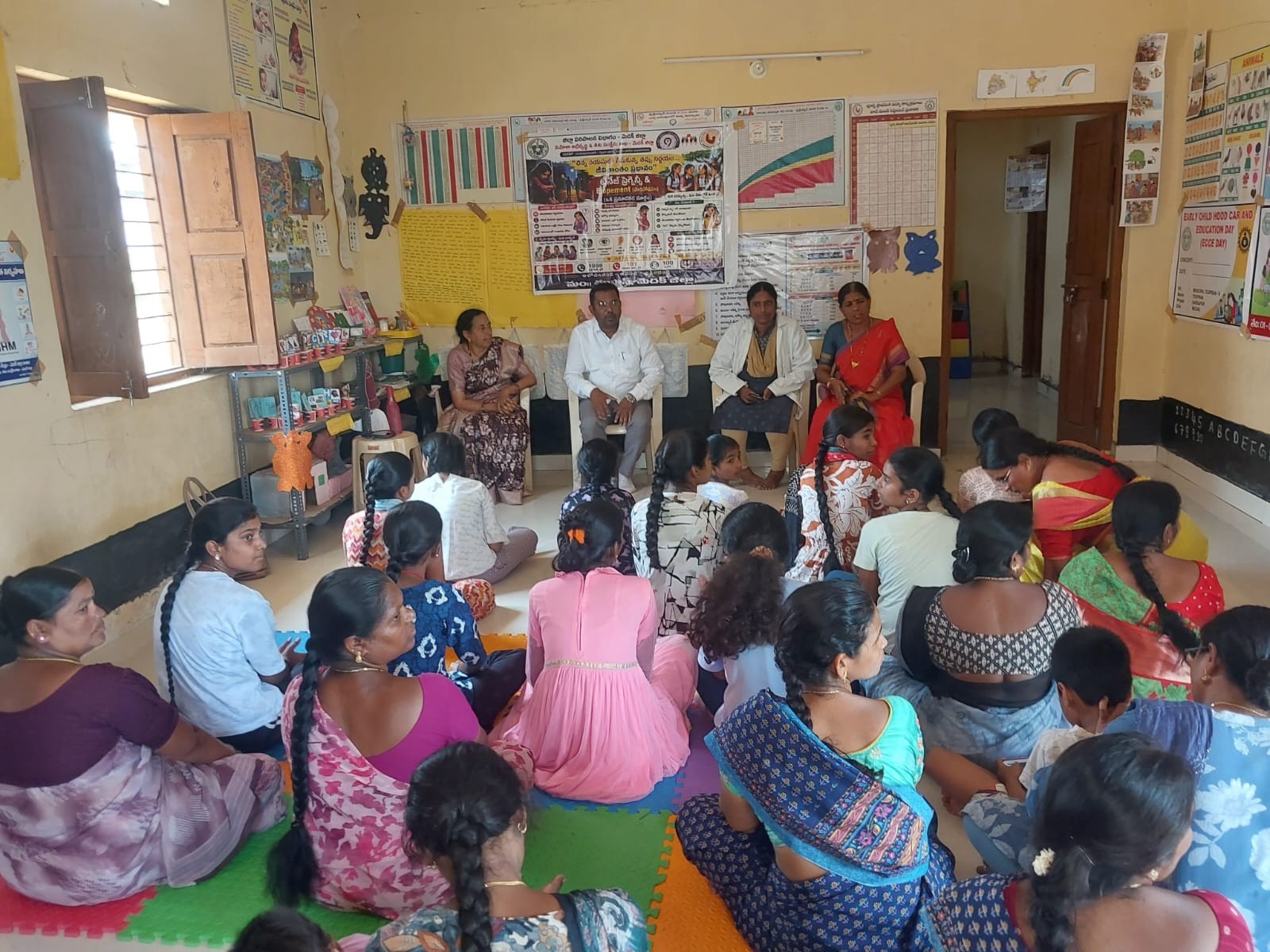 కౌమార దశ మార్పులపై అవగాహన