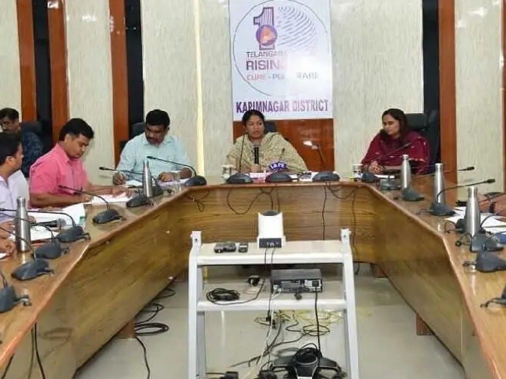 నీట్ పరీక్షకు పకడ్బందీ ఏర్పాట్లు చేయాలి: కలెక్టర్