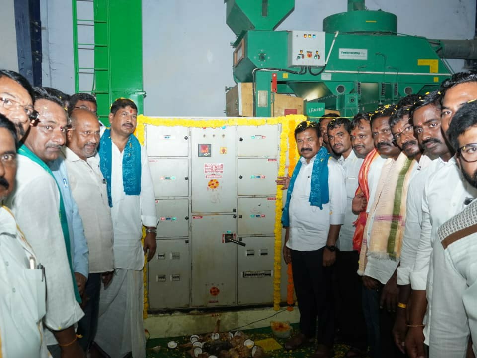 ‘విత్తన శుద్ధిపై రైతులు దృష్టి సారించాలి’