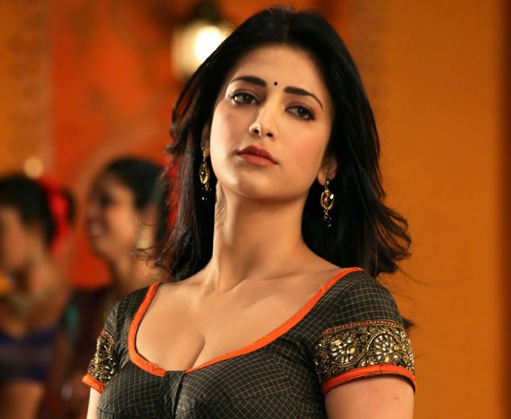 ‘పెద్ది’లో స్పెషల్ సాంగ్‌.. శ్రుతి భారీ రెమ్యునరేషన్?