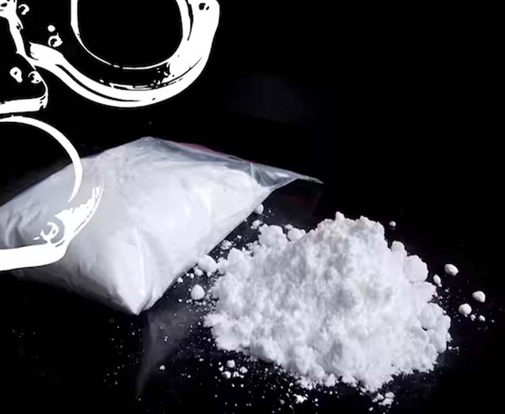 సికింద్రాబాద్ రైల్వేస్టేషన్‌లో భారీగా డ్రగ్స్ పట్టివేత