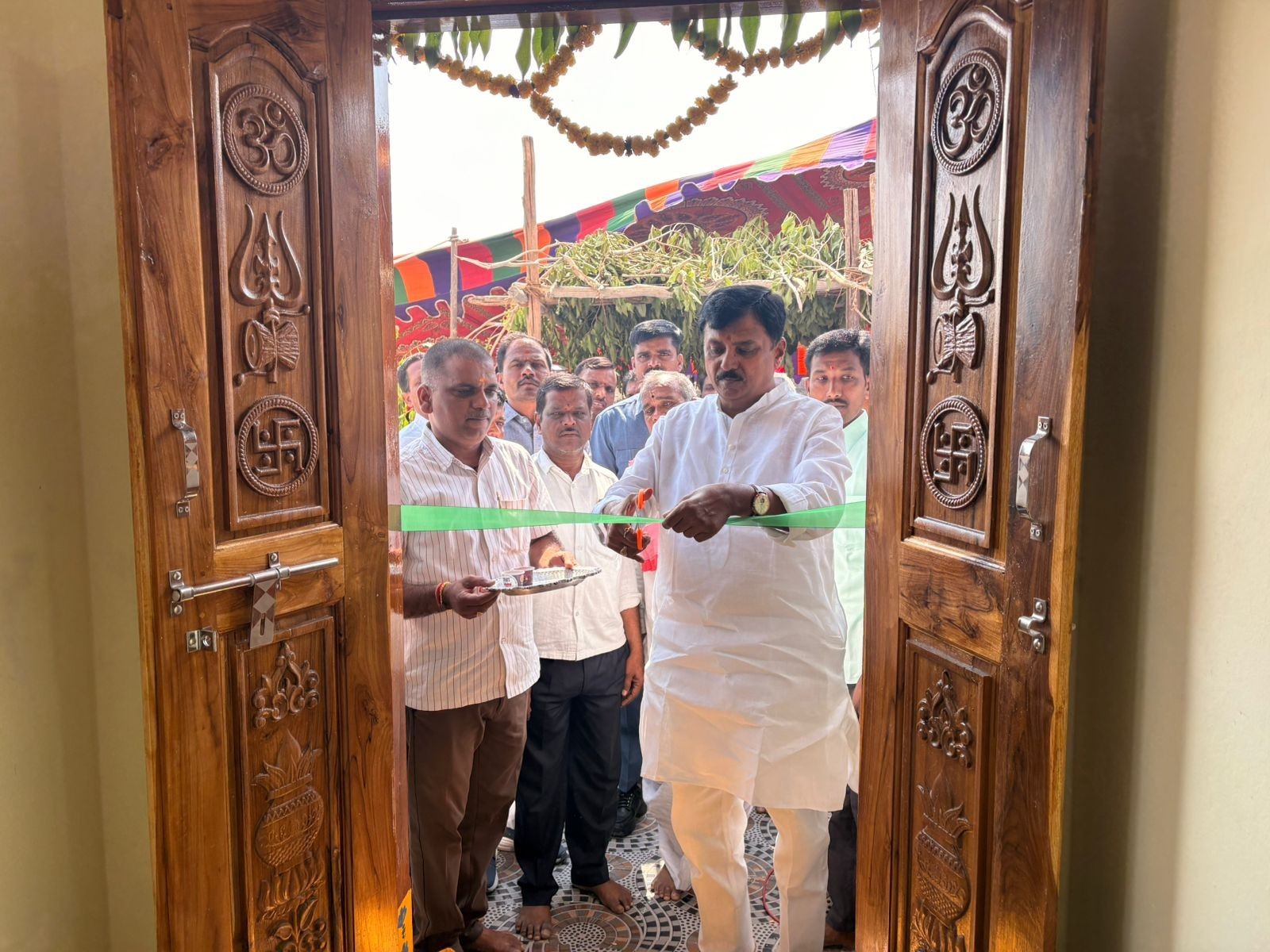 అర్హులైన ప్రతి ఒక్కరికి ప్రభుత్వ పథకాలు: ఎమ్మెల్యే