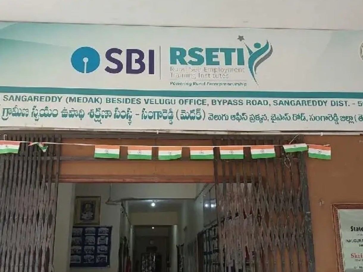 బ్యూటీ పార్లర్ ఉచిత శిక్షణకు దరఖాస్తుల ఆహ్వానం