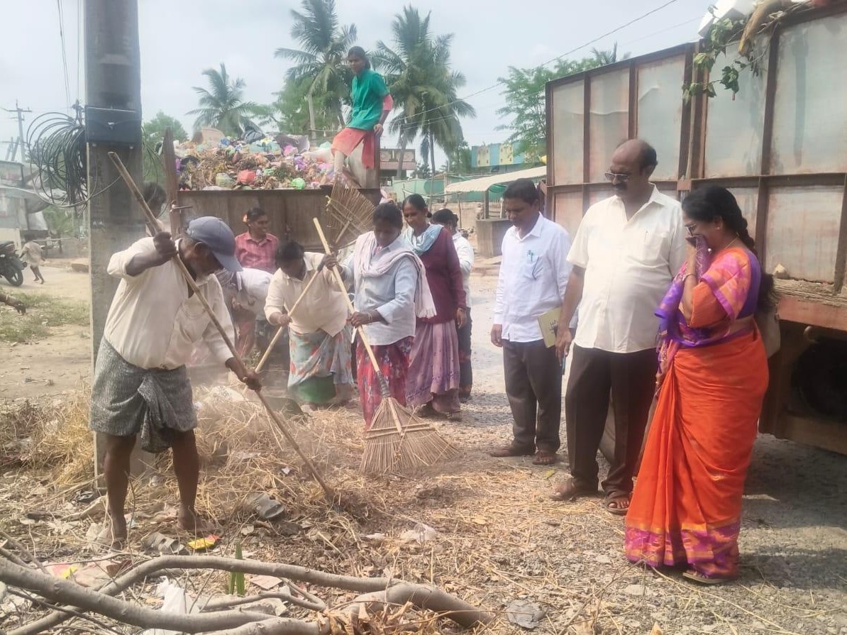 కర్లపాలెంలో ‘స్వచ్ఛ పదం’