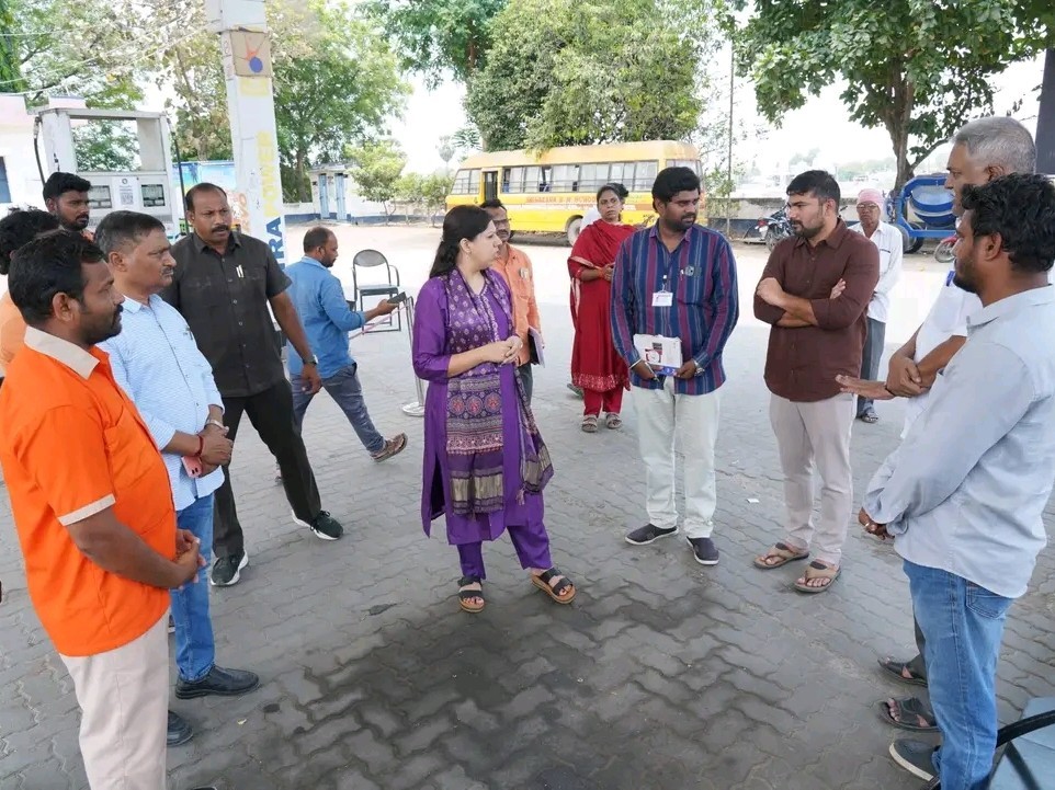 సద్దుమణిగిన ఇంధన కొరత సమస్య