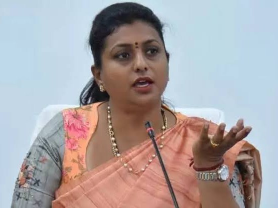 సీఎం చంద్రబాబును ప్రశ్నించిన రోజా