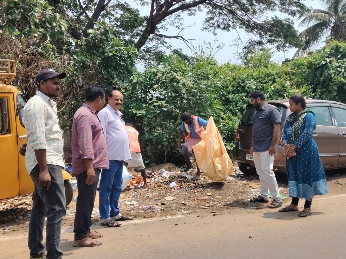 మెలియాపుట్టిలో స్వచ్ఛ పథం కార్యక్రమం
