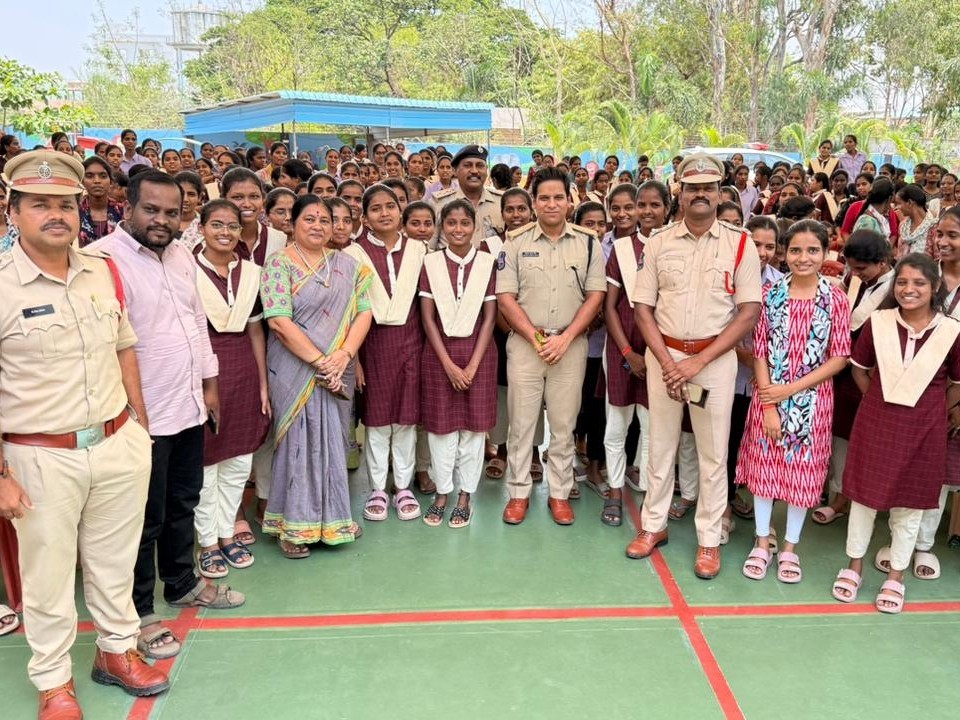 ఆధునిక యుగంలో పెరుగుతున్న సైబర్ నేరాలు