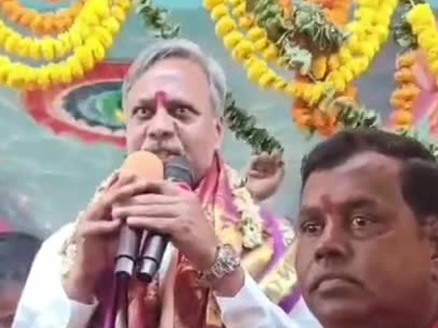 కడవేర్గులో విజయ దుర్గాదేవి ప్రతిష్ఠాపన