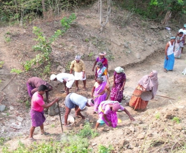 గాలివీడులో జలధార పనులు జోరుగా