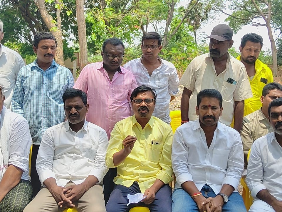 అవినీతిపై చర్చకు సిద్ధమా?