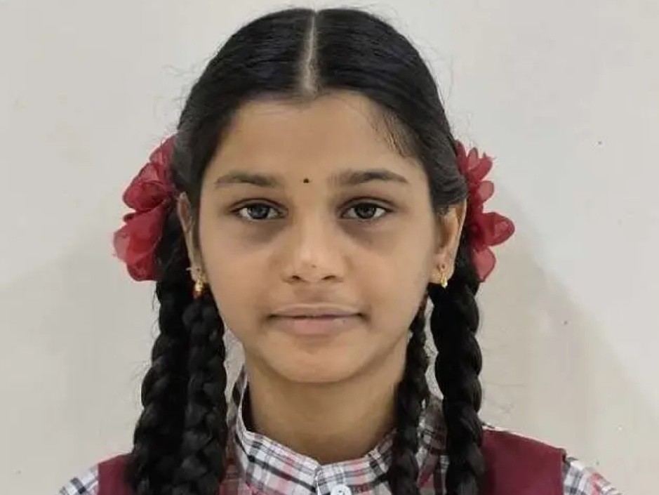 జిల్లా టాపర్‌గా ఏటూరునాగారం విద్యార్థి