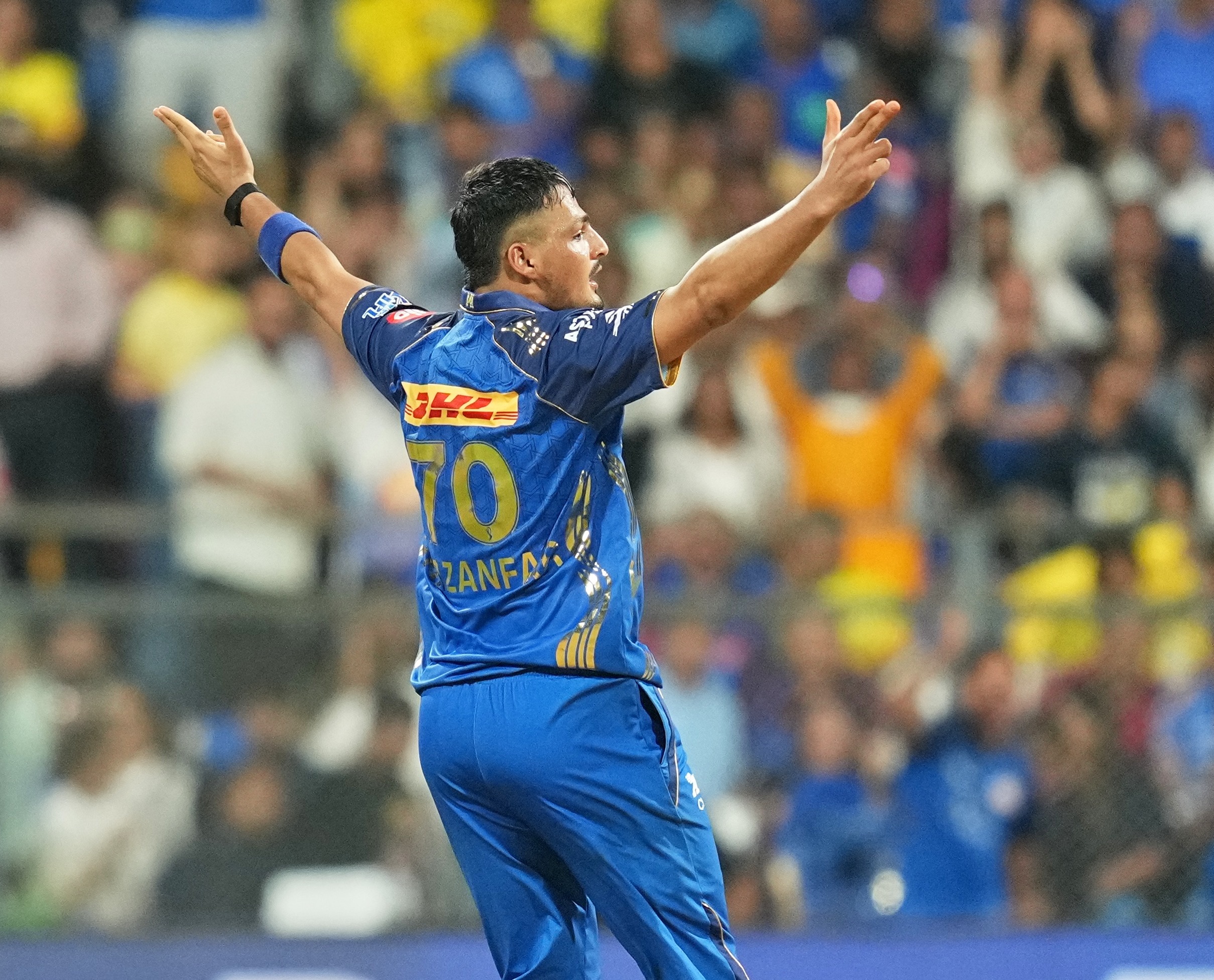 MI vs SRH: రెండో వికెట్ కోల్పోయిన హైదరాబాద్