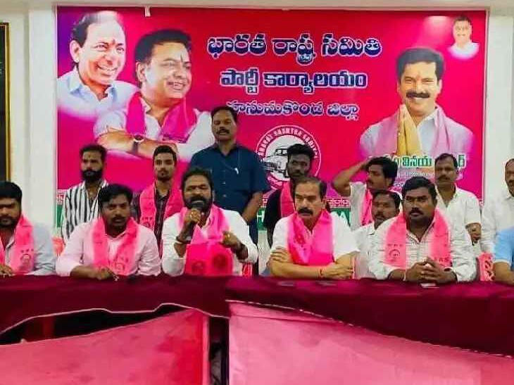 ‘విద్యార్థుల జీవితాలతో ప్రభుత్వం చెలగాటం’