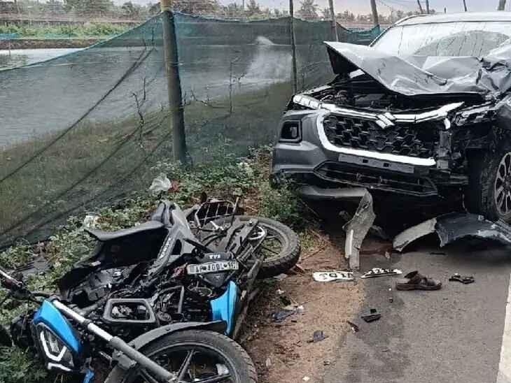 బైక్‌ను ఢీకొట్టిన కారు.. ఇద్దరు మృతి