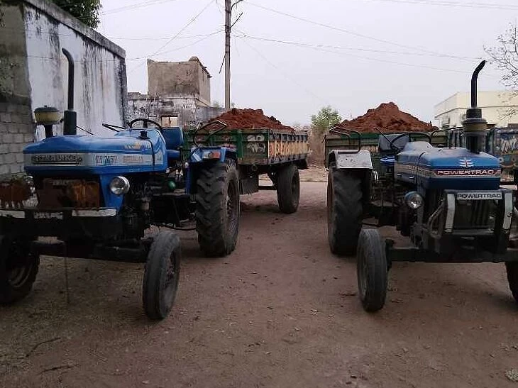 మొరం అక్రమ తరలింపుపై పోలీసుల ఉక్కుపాదం