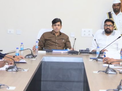 విద్య సంస్థల్లో పనులను వేగవంతం చేయాలి: కలెక్టర్