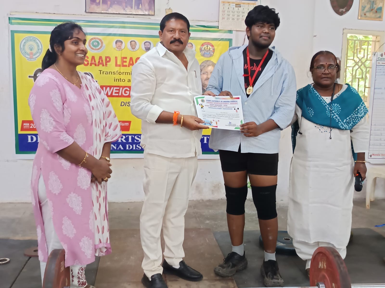 విజయవంతంగా ముగిసిన వెయిట్ లిఫ్టింగ్ పోటీలు