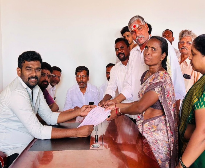 ధర్మవరం ‘ప్రజా దర్బార్’లో పాల్గొన్న పరిటాల శ్రీరామ్