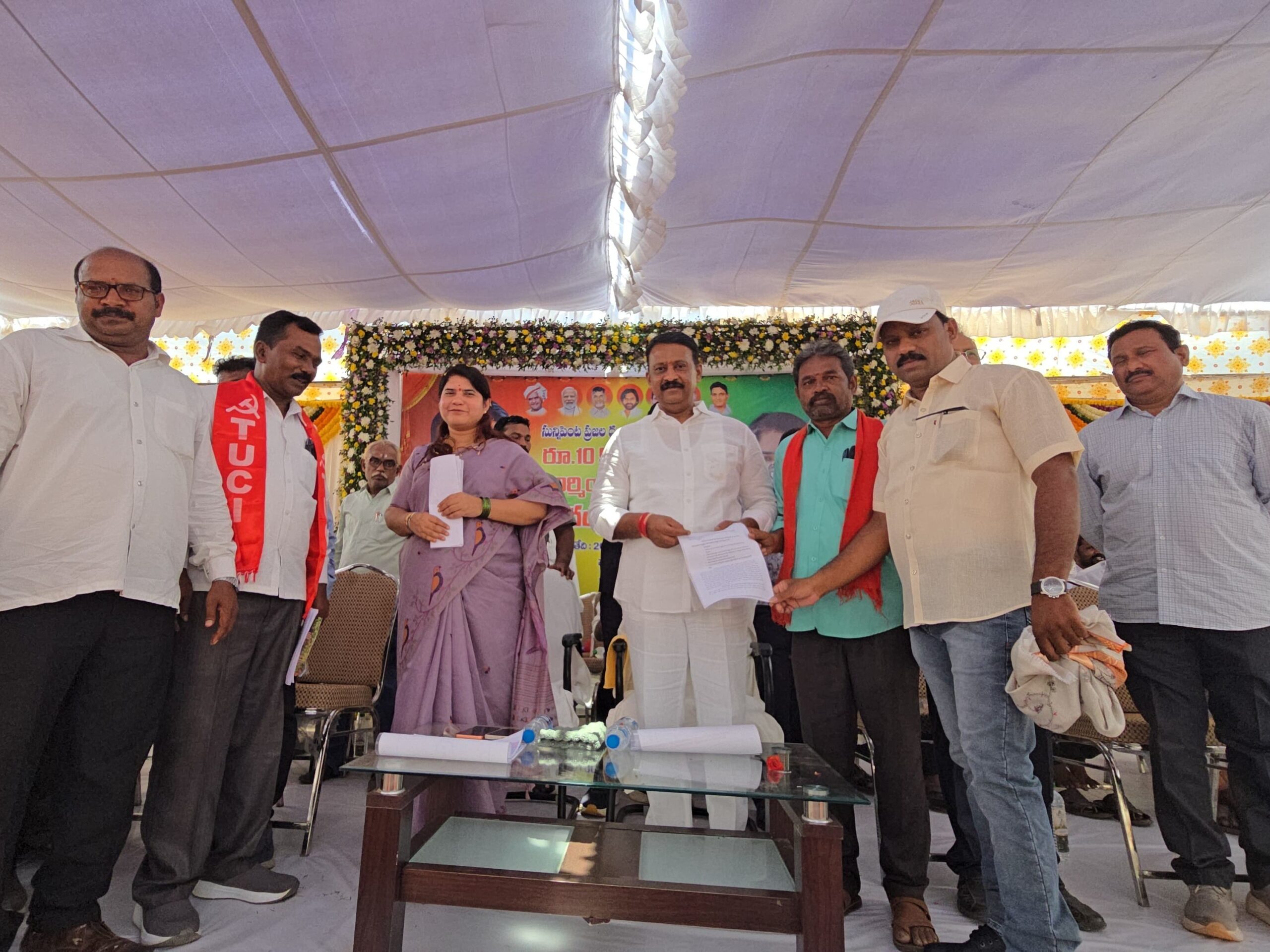 సుండిపెంట సమస్యల పరిష్కారానికి ఎమ్మెల్యే హామీ
