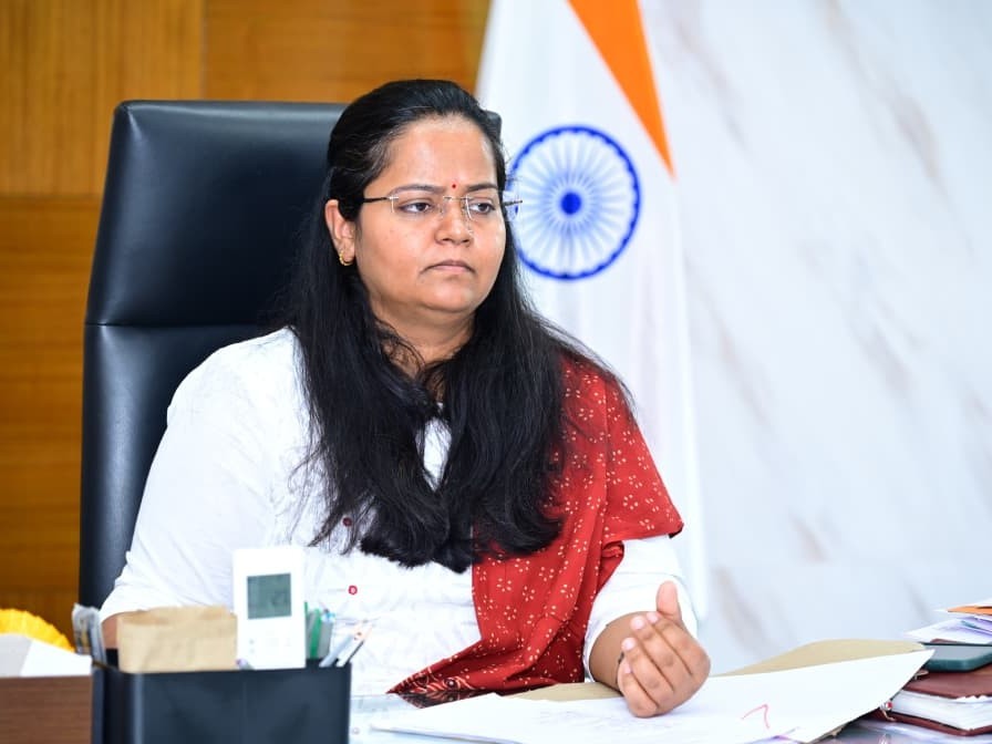 చివరి గింజ వరకు కొనుగోలు చేస్తాం: కలెక్టర్