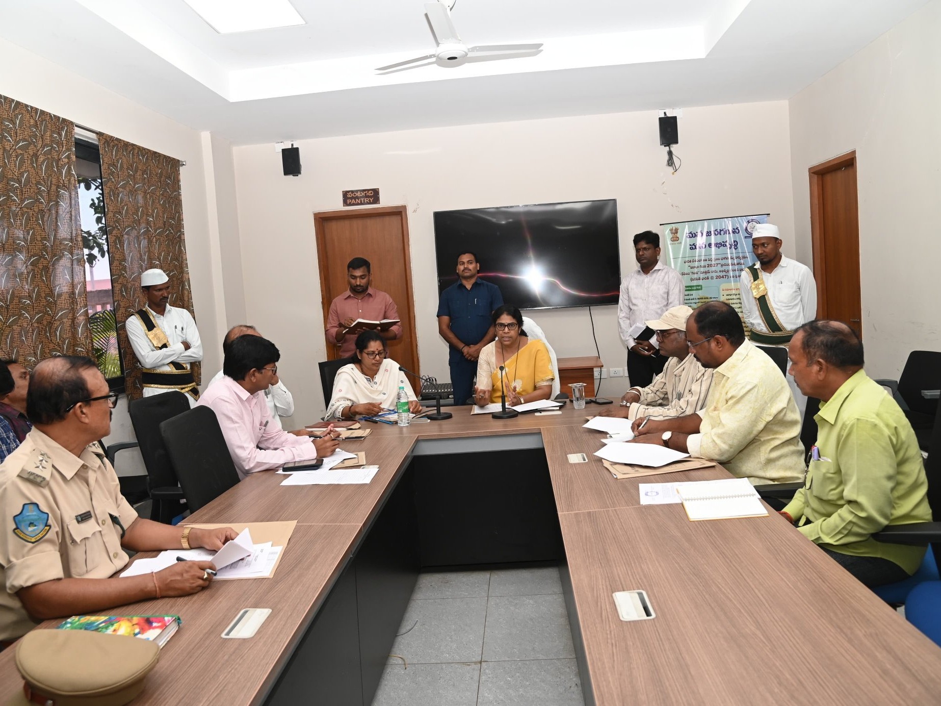 ‘భూముల సరిహద్దు వివాదాలను త్వరగా పరిష్కరించాలి’