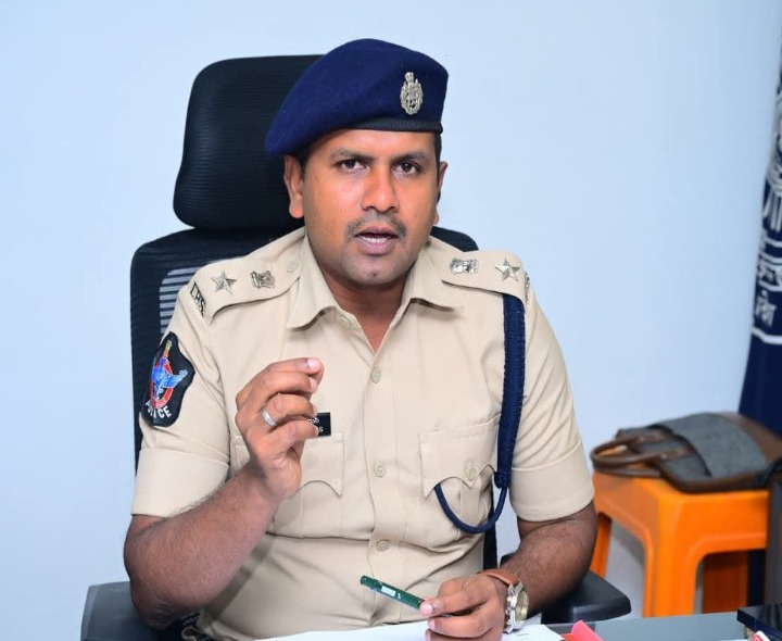 అసాంఘిక శక్తులపై ఎస్పీ ఉక్కుపాదం