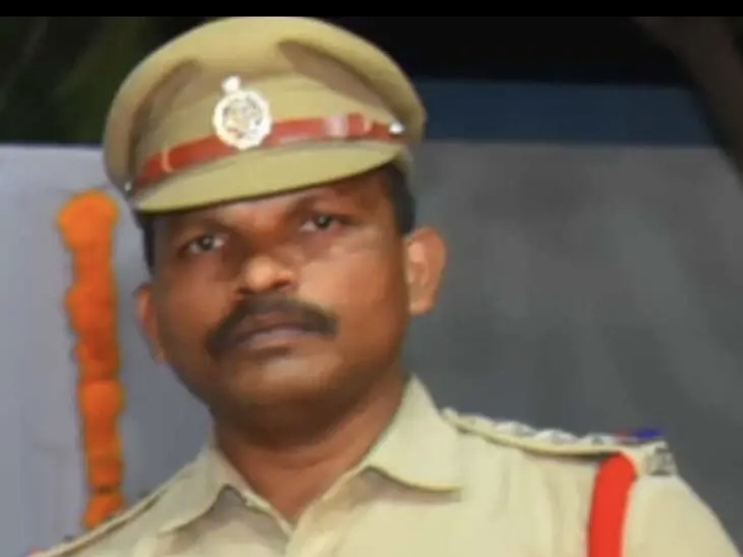 యజమాని ఇంట్లోనే చోరీ.. పనిమనిషి అరెస్ట్