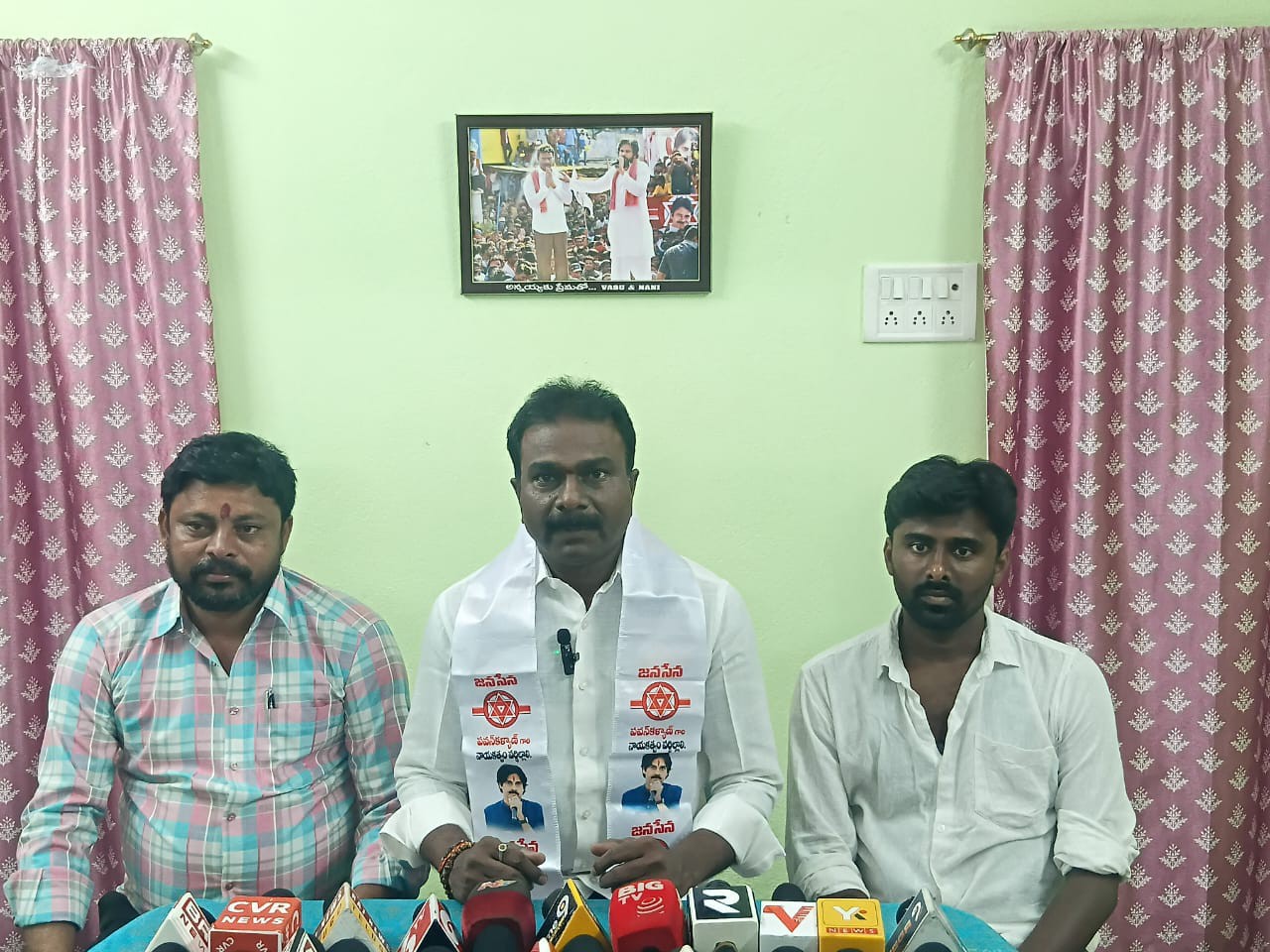‘కూటమి ప్రభుత్వాన్ని దెబ్బతీయటానికి వైసీపీ కుట్రలు పన్నుతుంది’