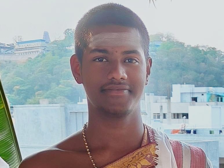 వేద పరీక్షలో ఆగిరిపల్లి విద్యార్థి ప్రతిభ