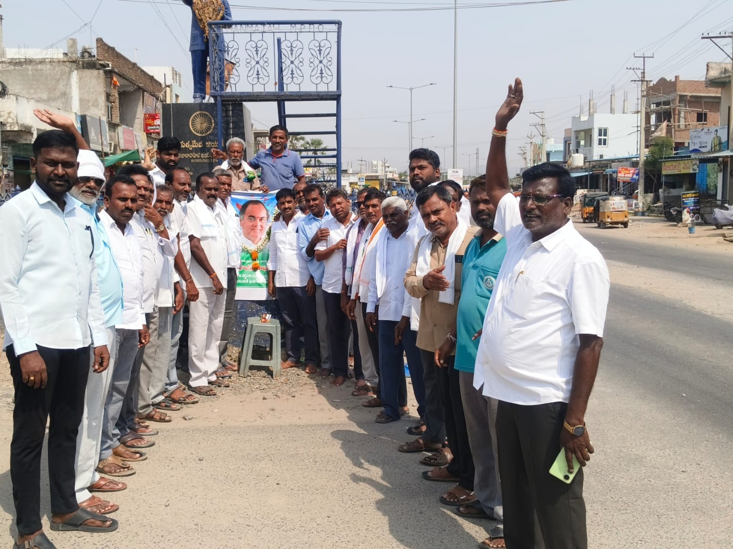 భీమదేవరపల్లిలో రాజీవ్ గాంధీ వర్ధంతి  వేడుకలు