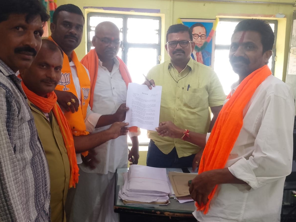 మొక్కజొన్న కొనుగోలు కేంద్రాలు ఏర్పాటు చేయాలి: బీజేపీ