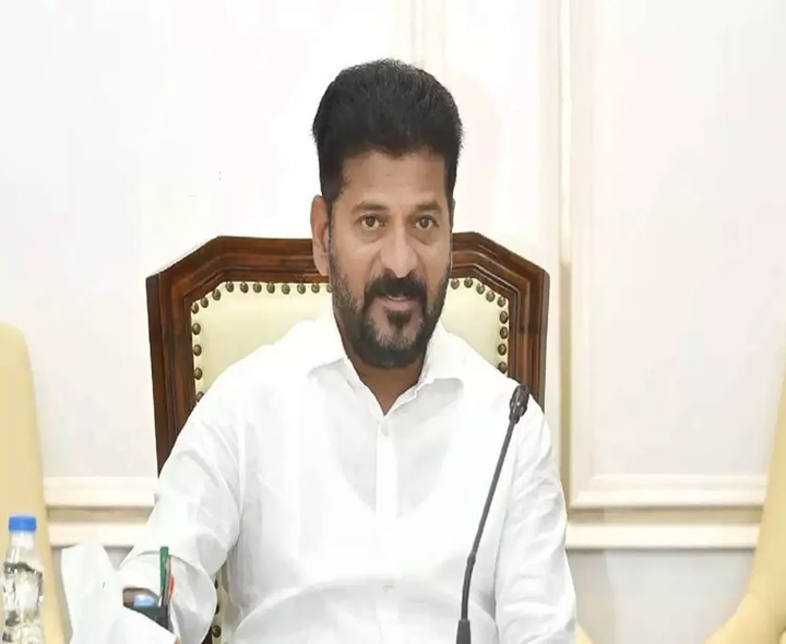 కేటీఆర్ మనిషిలా ప్రవర్తించడం లేదు: రేవంత్