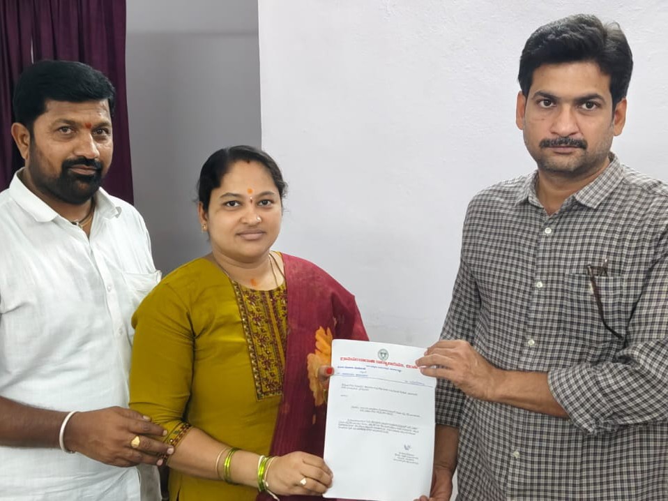 ‘ఎక్స్‌ప్రెస్ బస్ రిక్వెస్ట్ బస్‌స్టా‌ప్‌ను ఏర్పాటు చేయాలి’