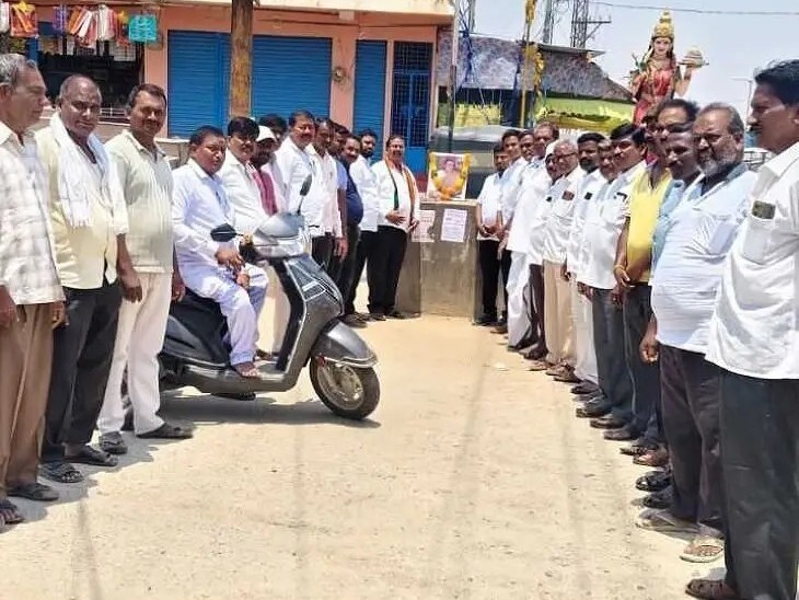 గణపురంలో మాజీ ప్రధాని రాజీవ్ గాంధీ వర్ధంతి