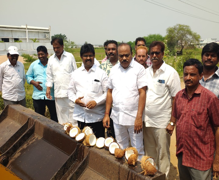 50 లక్షల సీసీ రోడ్డు పనులకు శంకుస్థాపన