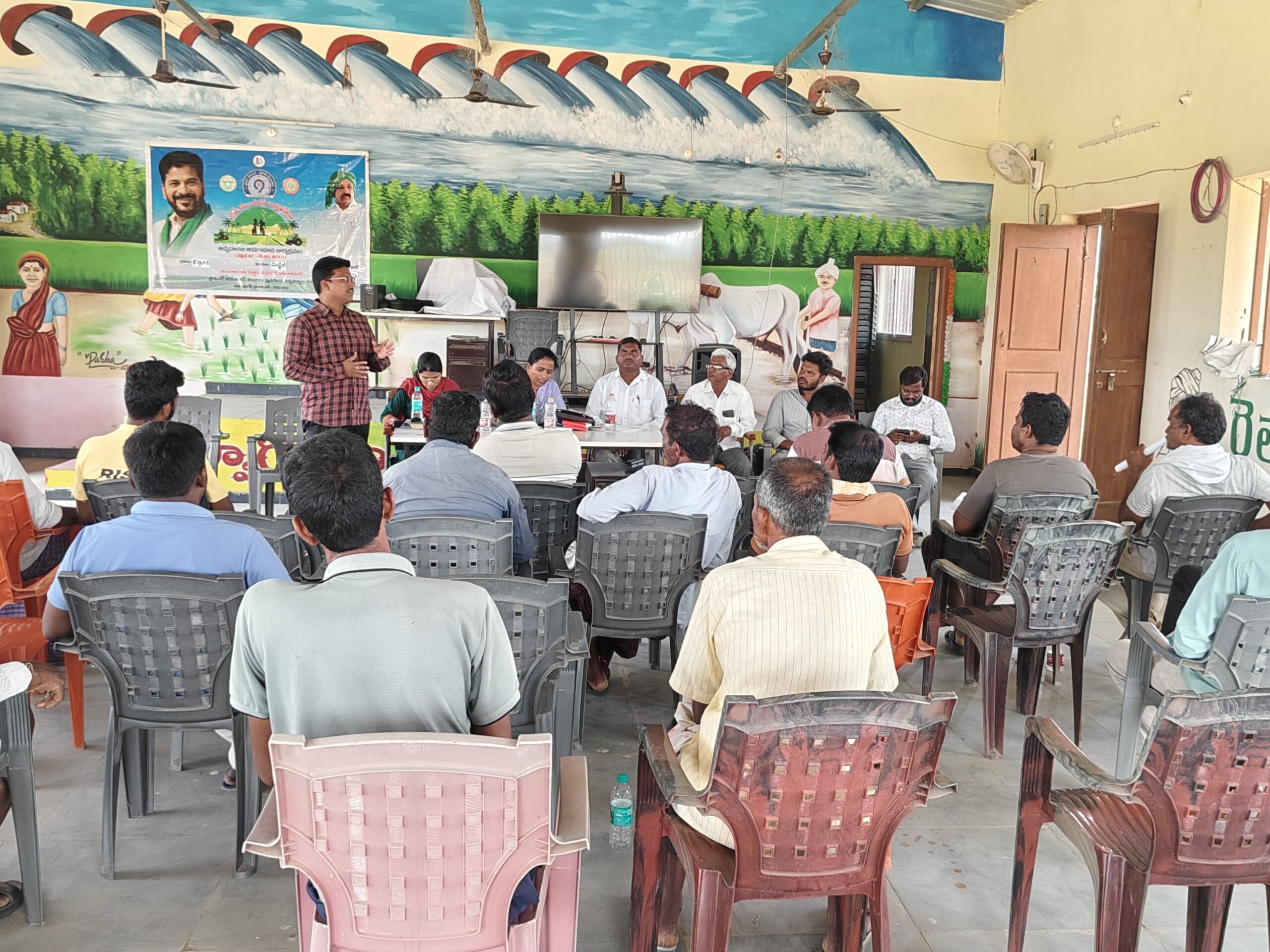 రైతు ముంగిట్లో శాస్త్రవేత్తలు