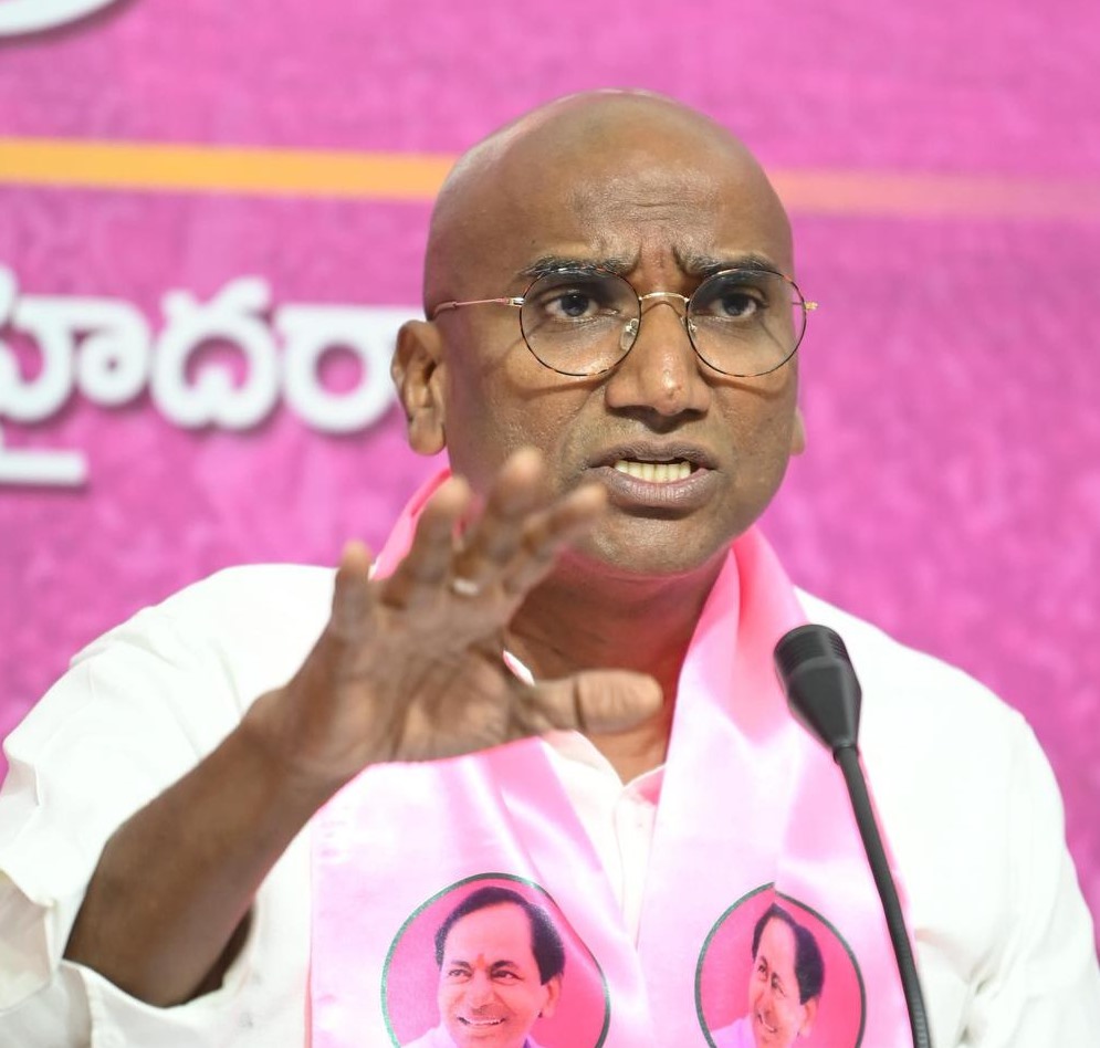 బండి సంజయ్‌ని రేవంత్ కాపాడుతున్నారు: RS ప్రవీణ్