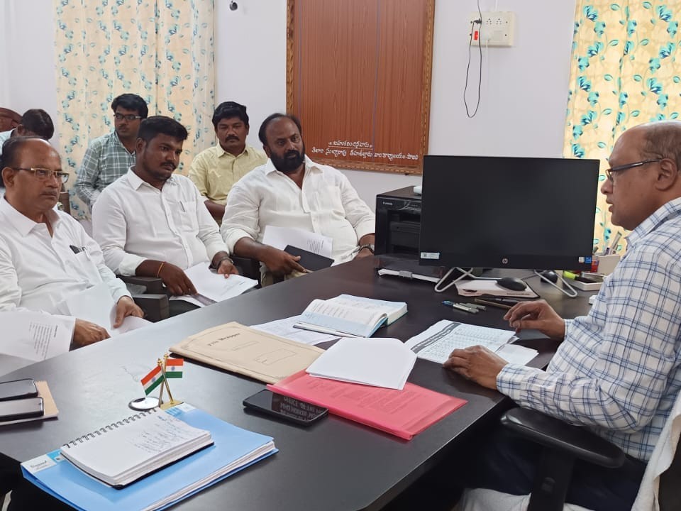 అన్ని రాజకీయ పార్టీ నేతలతో ఆర్డీవో సమావేశం