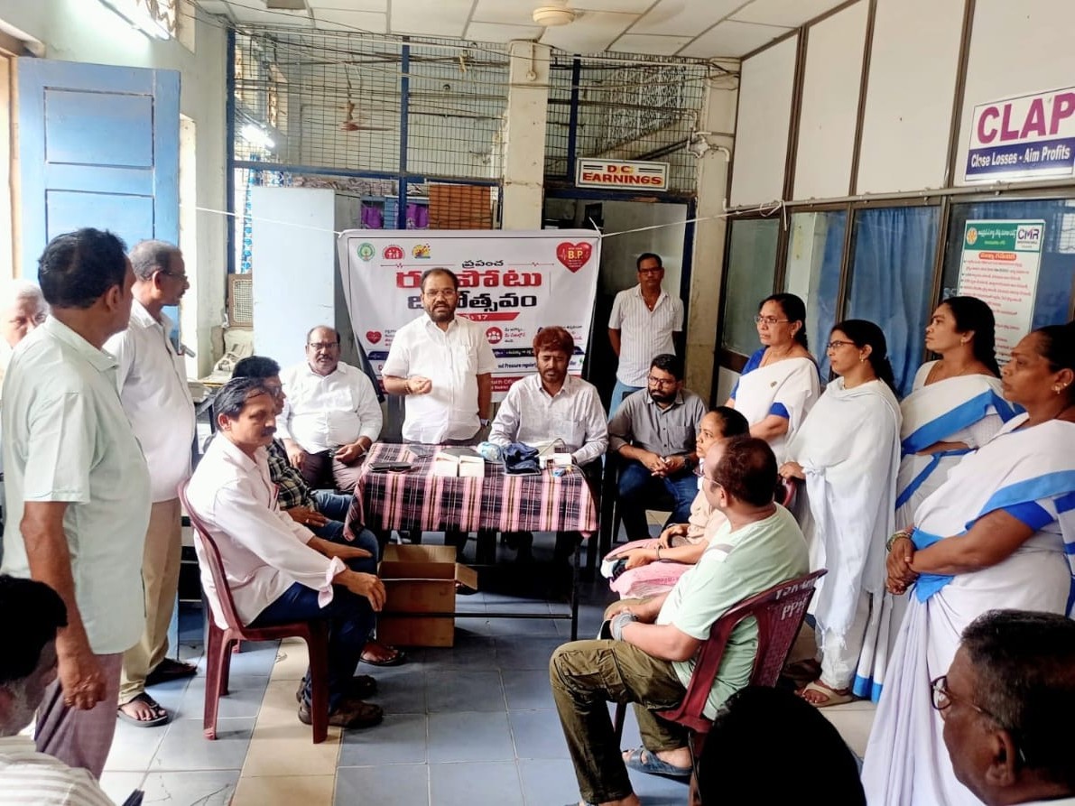 ఆర్టీసీ ఉద్యోగులకు వైద్య పరీక్షలు
