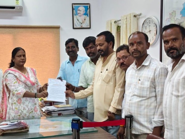 ‘సెంట్రింగ్ కార్మికుల సమస్యలను పరిష్కరించాలి’