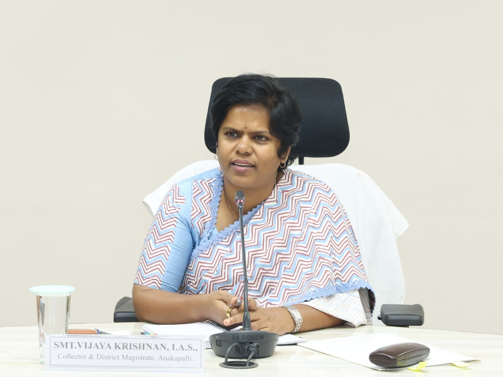 ’14 మందితో సంక్షోభ నివారణ కమిటీ’