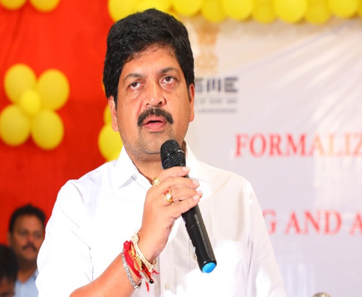 త్వరలో బీసీ రక్షణ చట్టం తీసుకొస్తున్నాం: కొల్లు