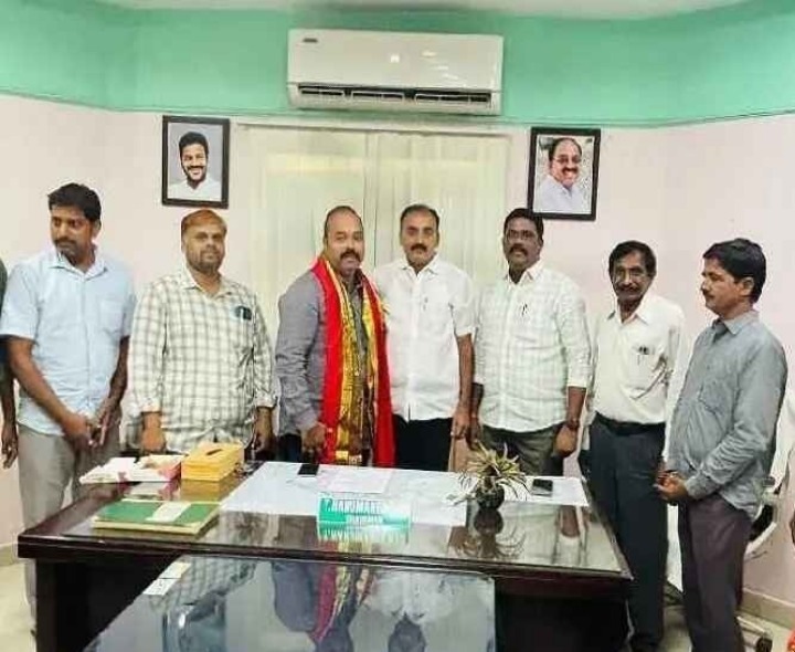 గ్రేడ్-2 కార్యదర్శులుగా ఇద్దరి నియామకం